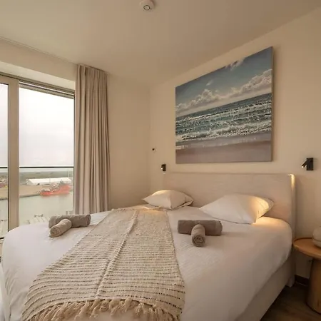 Luxury With Panoramic Views 오스텐드